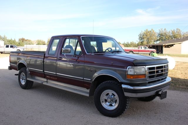 1992 Teal Ford F-250 Extended Cab Pickup