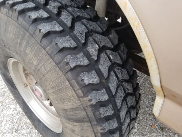 1992 Gold Ford F-250 Extended Cab Pickup