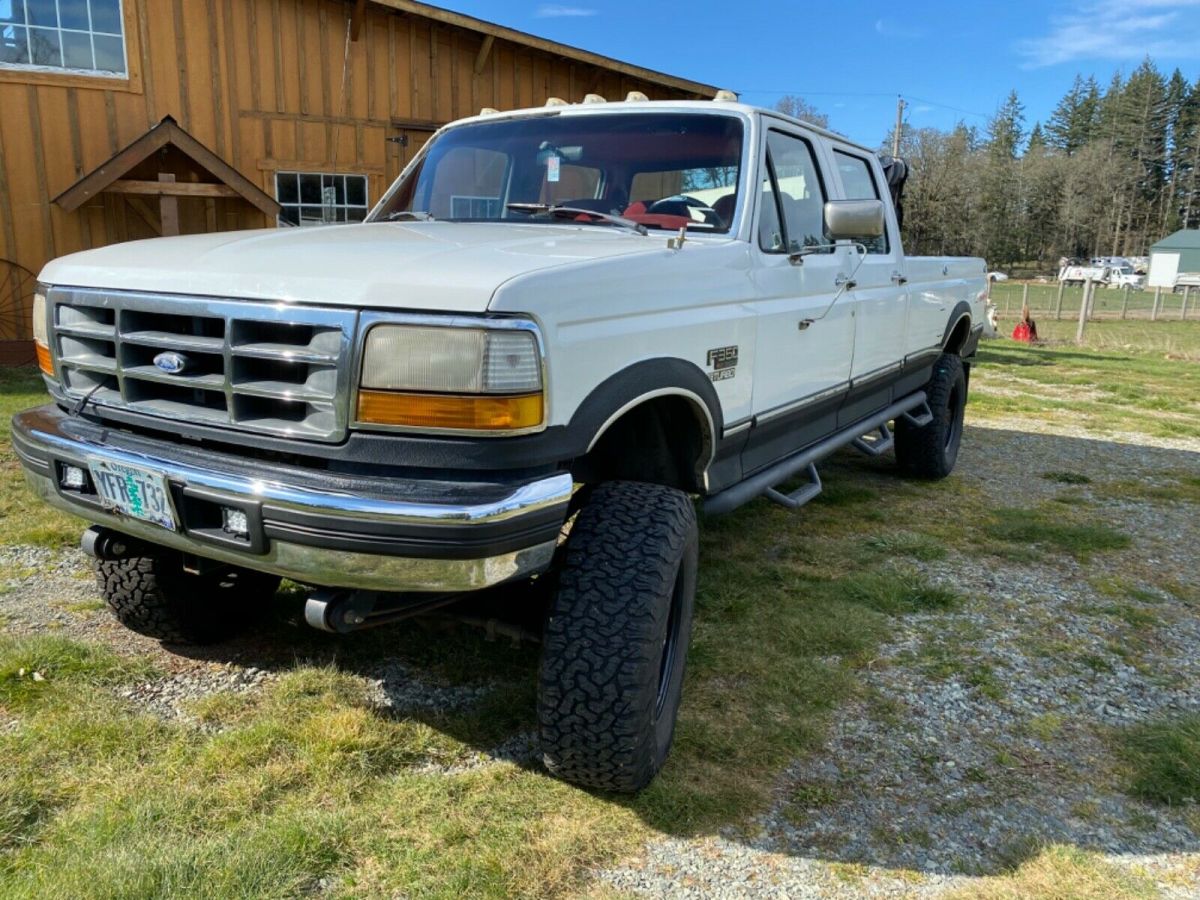 1992 White Ford F-350 Crew Cab Pickup