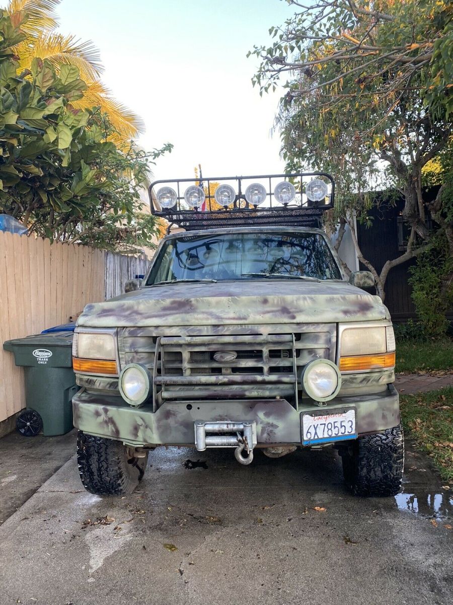 1992 Green Ford F-350 Pickup
