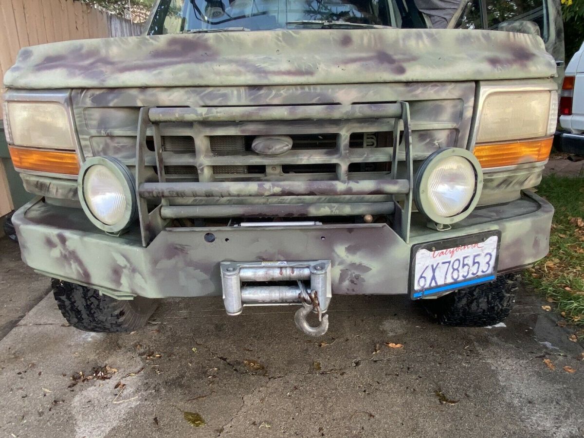 1992 Green Ford F-350 Pickup