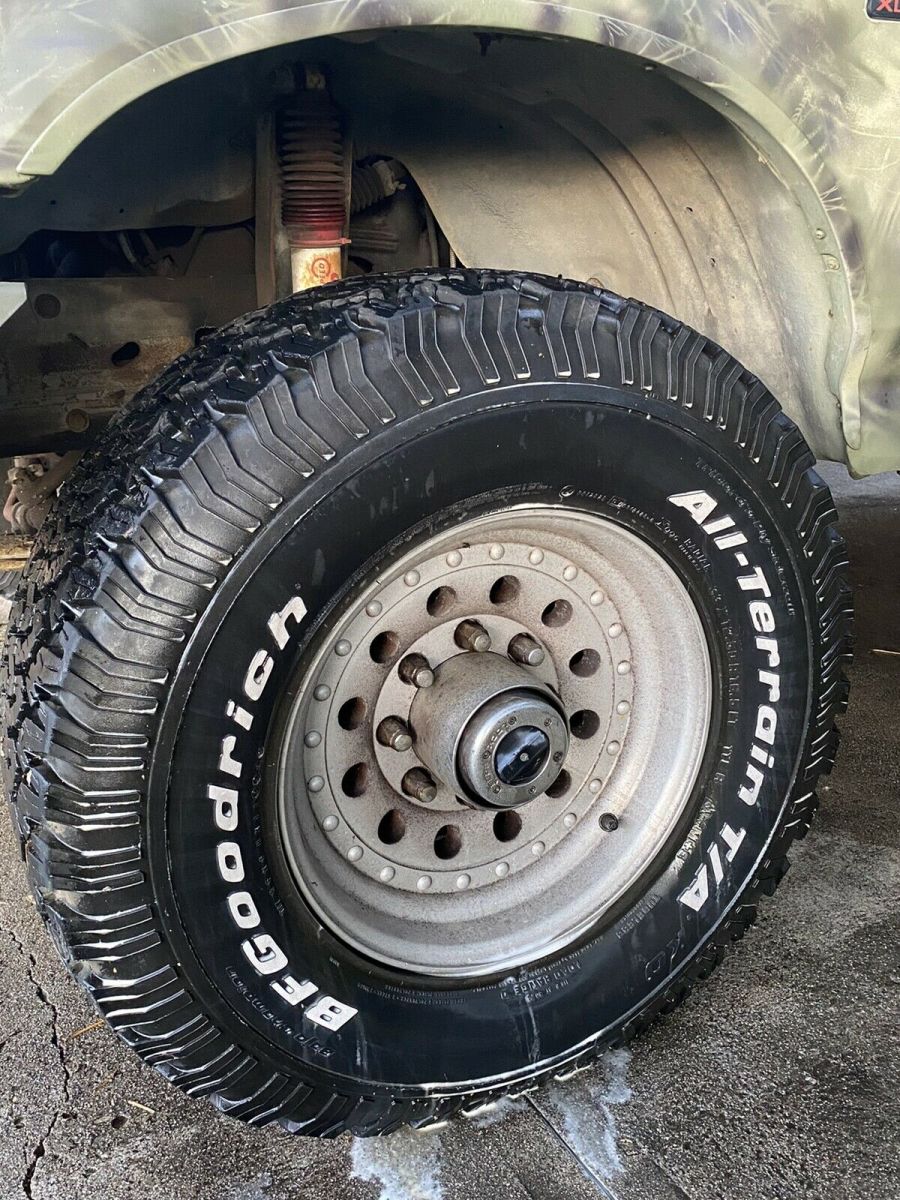 1992 Green Ford F-350 Pickup