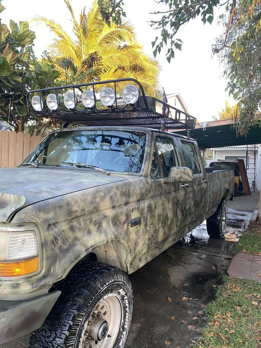 1992 Green Ford F-350 Pickup