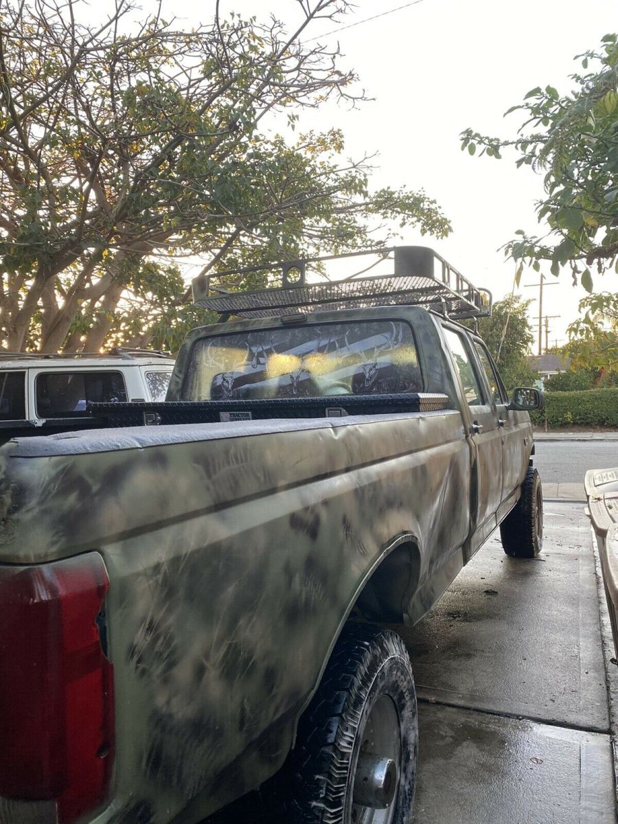 1992 Green Ford F-350 Pickup