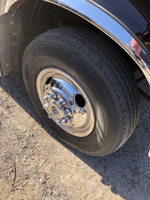 1992 Red Ford F-350 Crew Cab Pickup