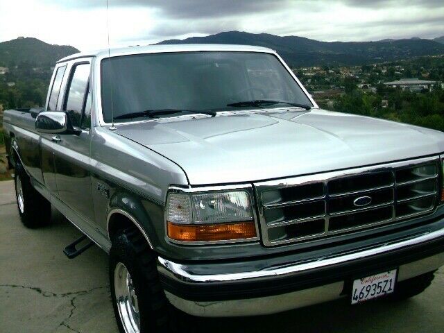 1992 Silver Ford 3/4 Ton  Pickup Extended Cab Pickup