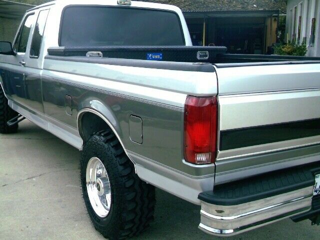1992 Silver Ford 3/4 Ton  Pickup Extended Cab Pickup