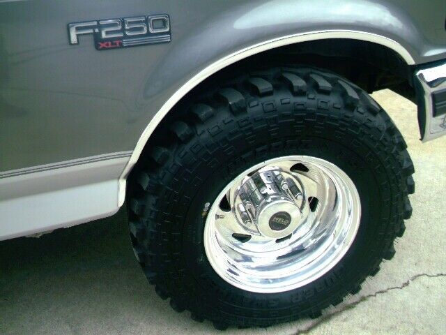 1992 Silver Ford 3/4 Ton  Pickup Extended Cab Pickup