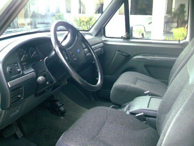 1992 Silver Ford 3/4 Ton  Pickup Extended Cab Pickup