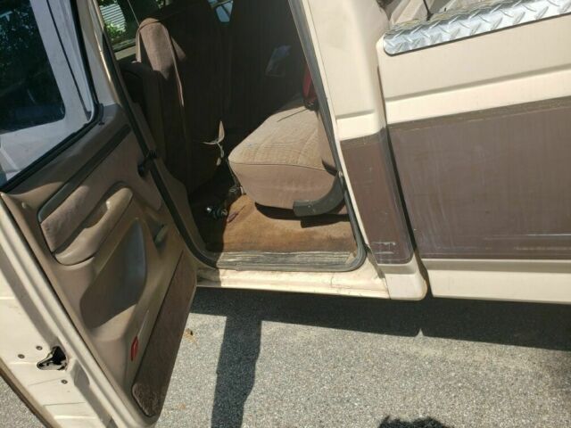 1992 Tan Ford F-350 Extended Crew Cab Pickup