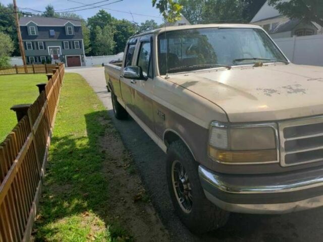 1992 Tan Ford F-350 Extended Crew Cab Pickup