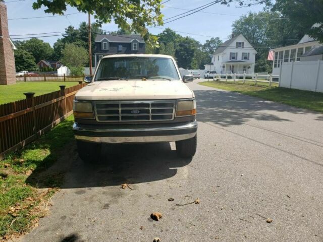 1992 Tan Ford F-350 Extended Crew Cab Pickup