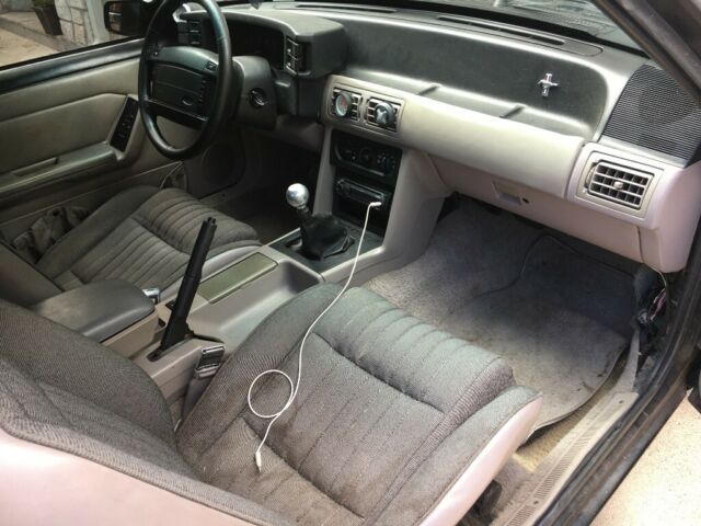 1992 Black Ford Mustang Coupe