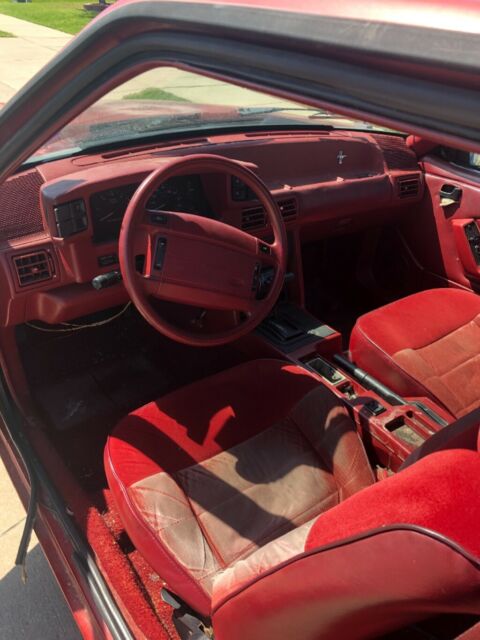 1992 Red Ford Mustang