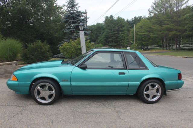 1992 Ford Mustang Coupe