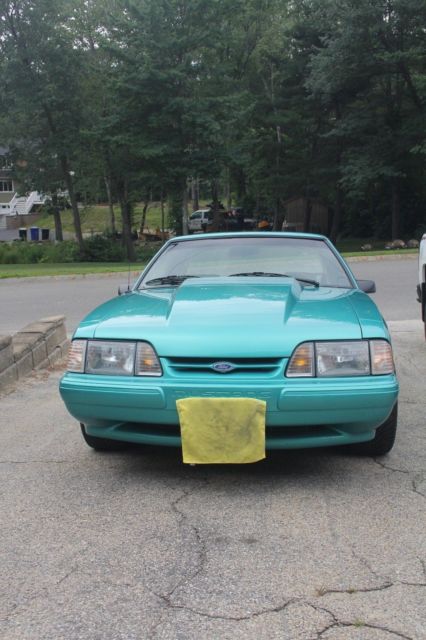 1992 Ford Mustang Coupe
