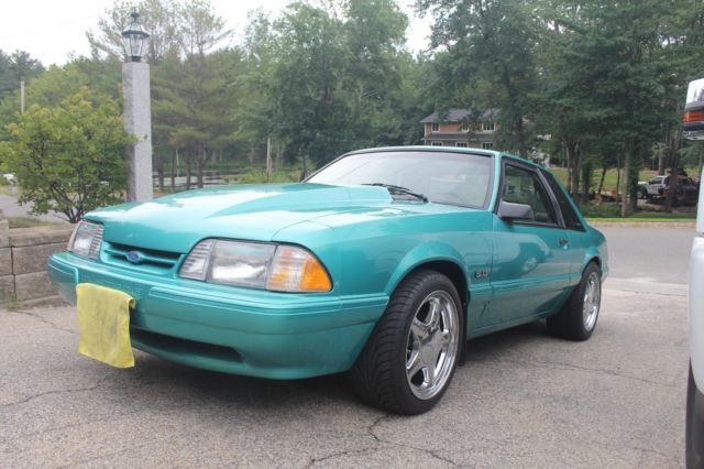 1992 Ford Mustang Coupe