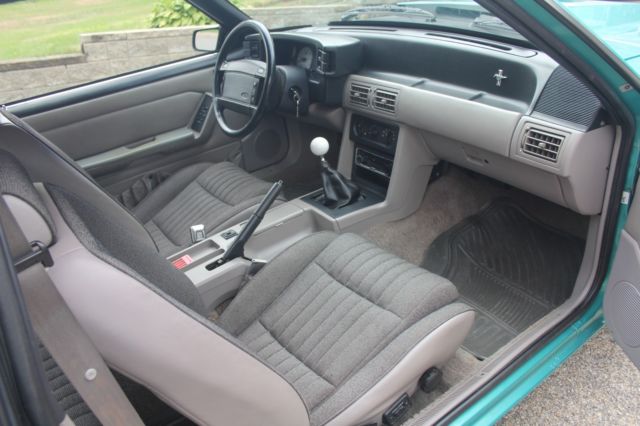 1992 Ford Mustang Coupe