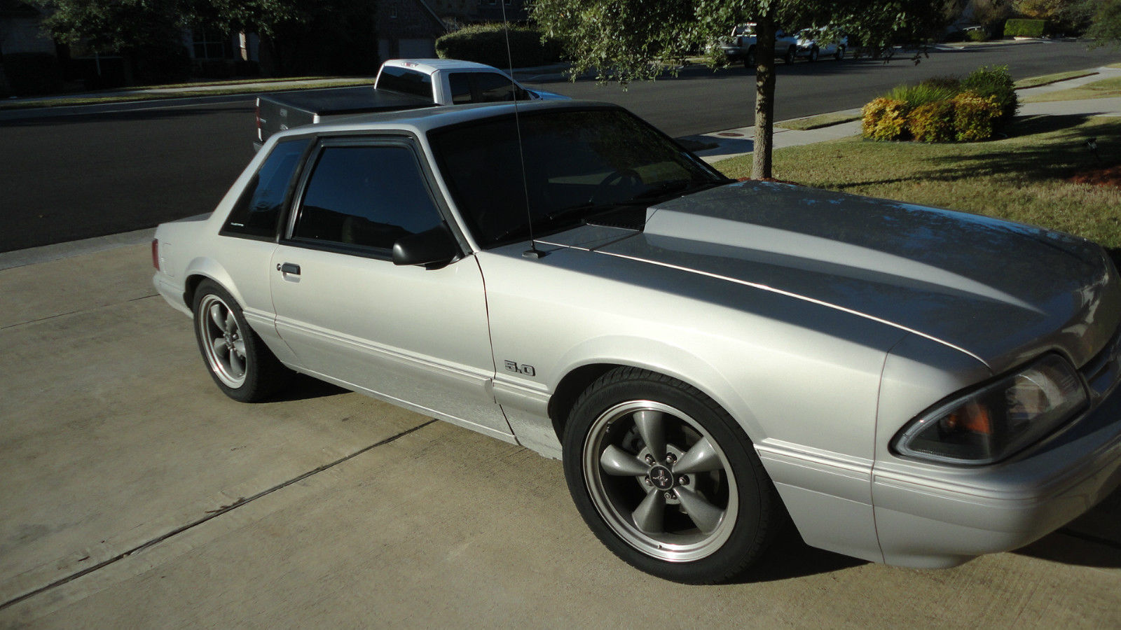 1992 Silver Ford Mustang Coupe