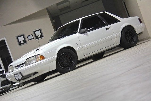 1992 White Ford Mustang Coupe