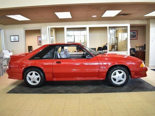 1992 Red Ford Mustang --