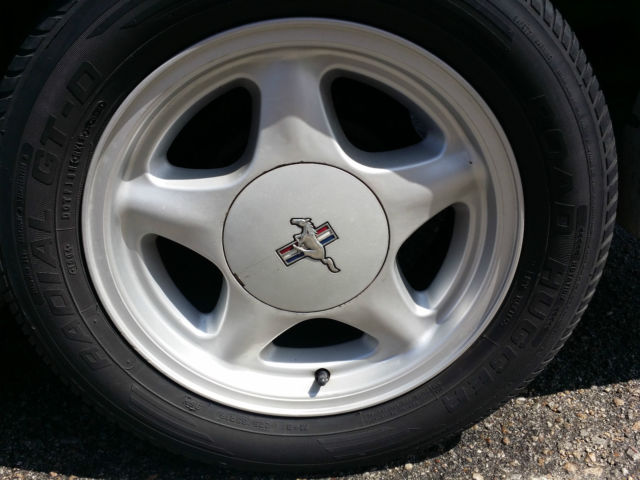 1992 Silver Ford Mustang Hatchback