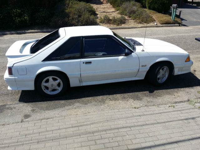 1992 Silver Ford Mustang Hatchback
