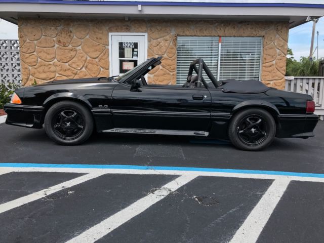 1992 Black Ford Mustang