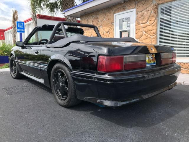 1992 Black Ford Mustang