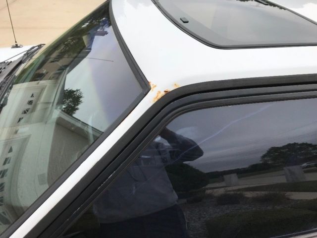 1992 White Ford Mustang Hatchback