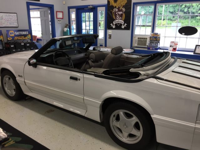 1992 White Ford Mustang Convertible