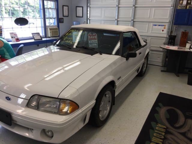 1992 White Ford Mustang Convertible