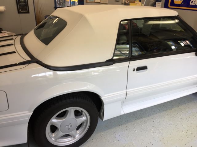1992 White Ford Mustang Convertible