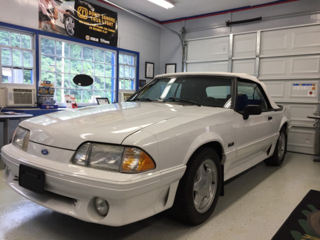 1992 White Ford Mustang Convertible