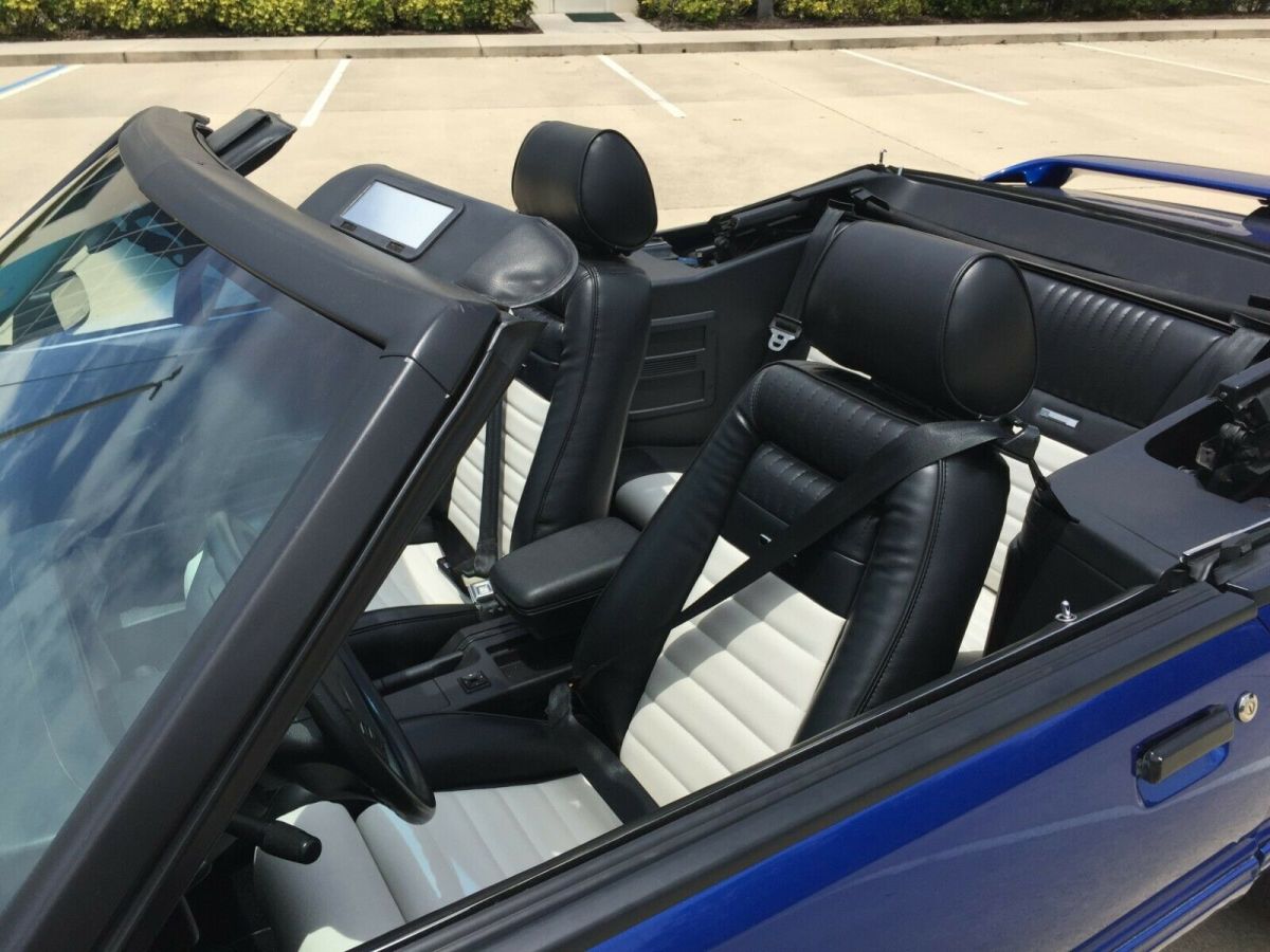 1992 Ford Mustang Convertible