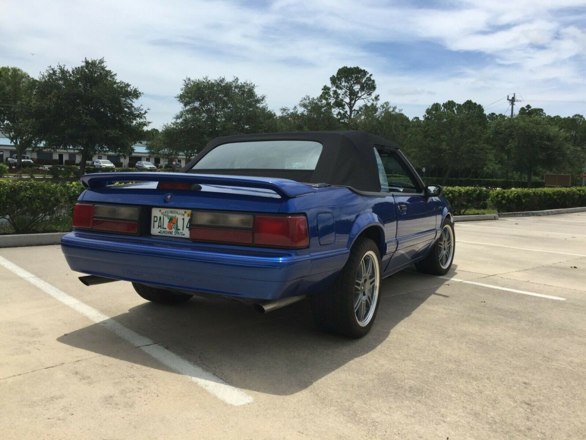 1992 Ford Mustang Convertible