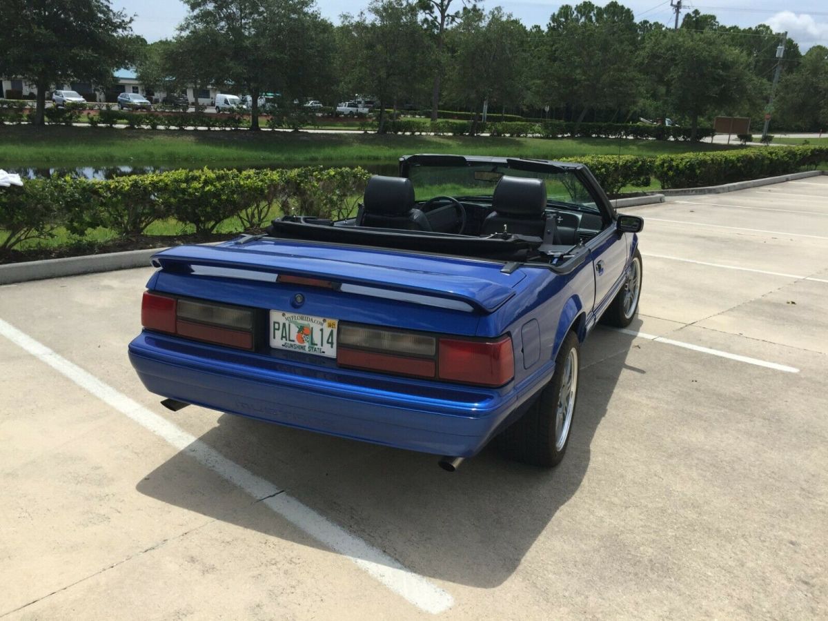 1992 Ford Mustang Convertible
