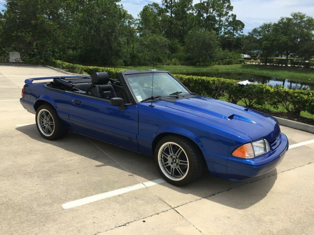 1992 Ford Mustang Convertible