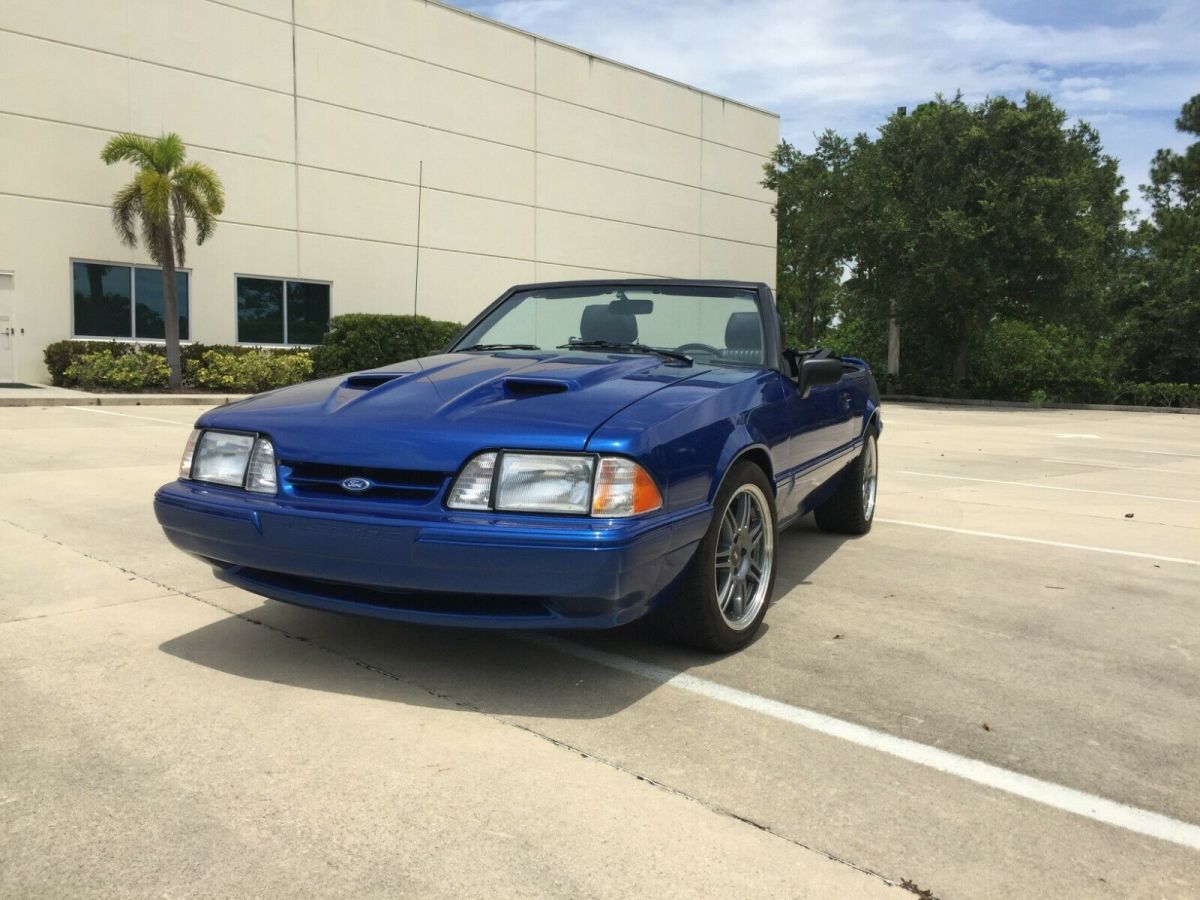 1992 Ford Mustang Convertible