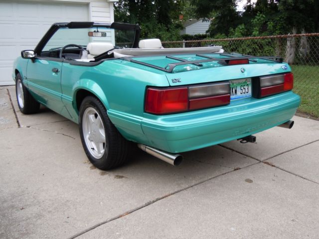 1992 Bimini Blue Ford Mustang Convertible