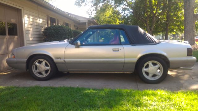 1992 Silver Ford Mustang Convertible