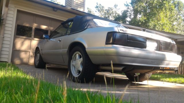 1992 Silver Ford Mustang Convertible