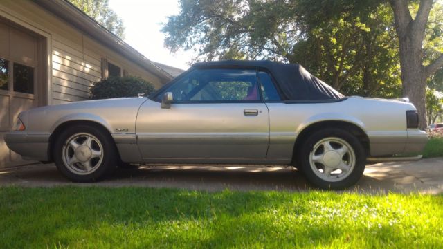 1992 Silver Ford Mustang Convertible