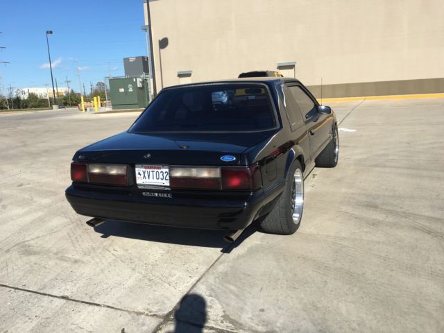 1992 Silver Ford Mustang Coupe