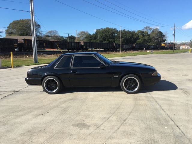 1992 Silver Ford Mustang Coupe