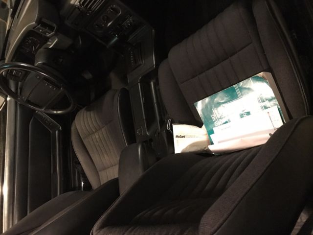 1992 Silver Ford Mustang Coupe