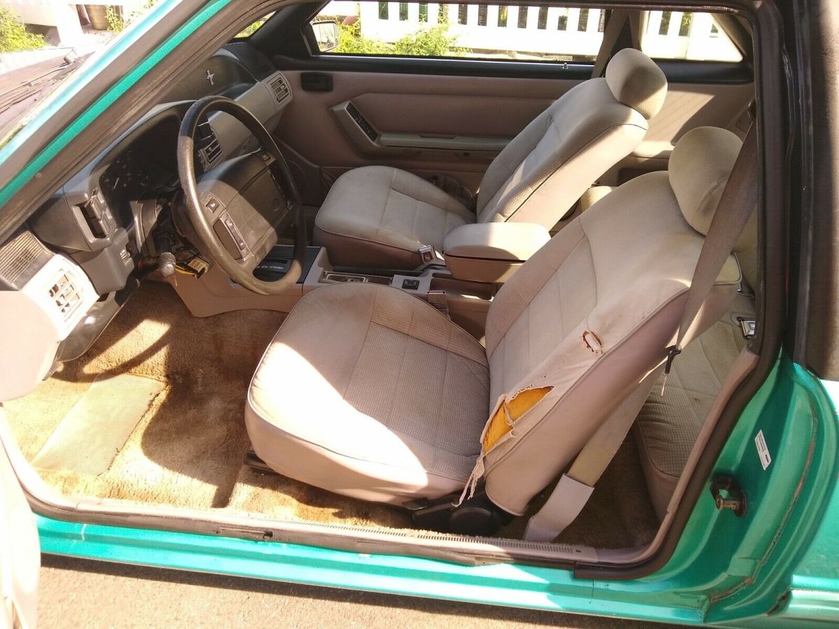 1992 GREEN Ford Mustang Coupe