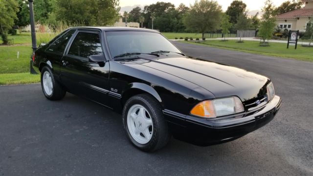 1992 -- Ford Mustang --