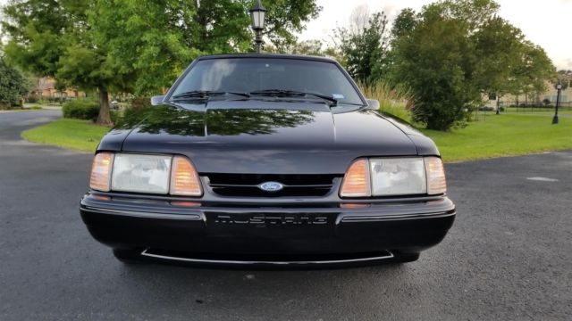 1992 -- Ford Mustang --