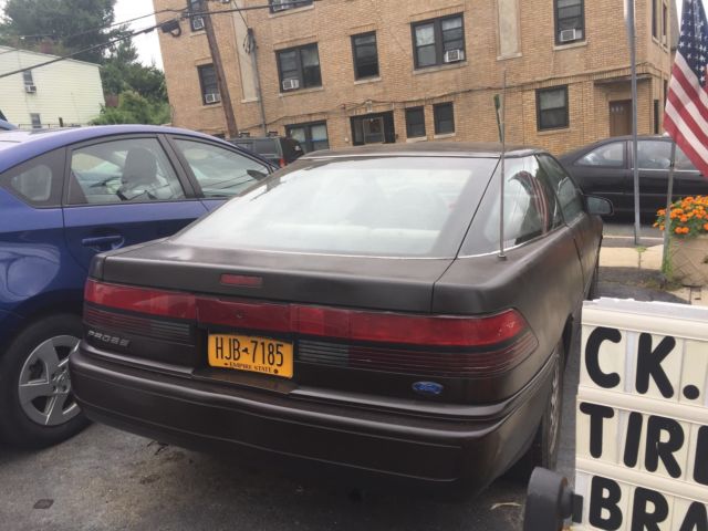 1992 Brown Ford Probe Hatchback